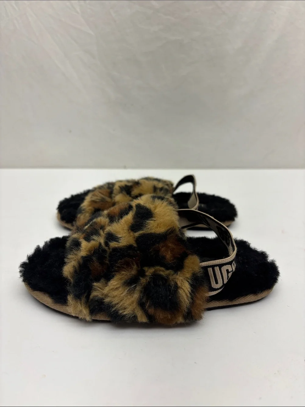 UGG Kids Faux Fur Leopard Slide Sandals, SZ 9 toddler girl, box 73